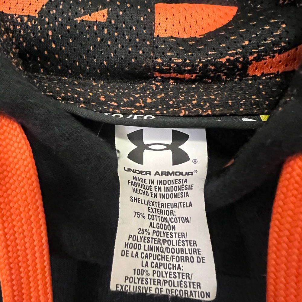 SOLD!!!  Under Armour men’s XL sweatshirt - Picture 13 of 14